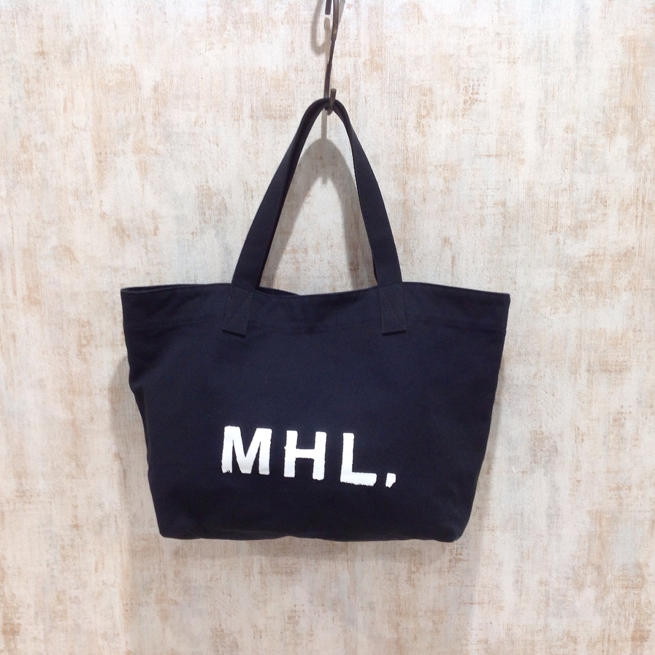 MHL. ロゴトートバッグ